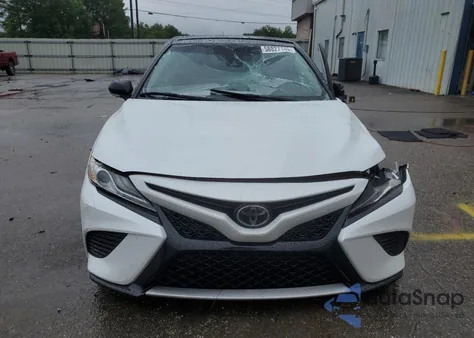 2020 Toyota Camry Xse z USA, uszkodzony, nr VIN 4T1K61AK8LU361353